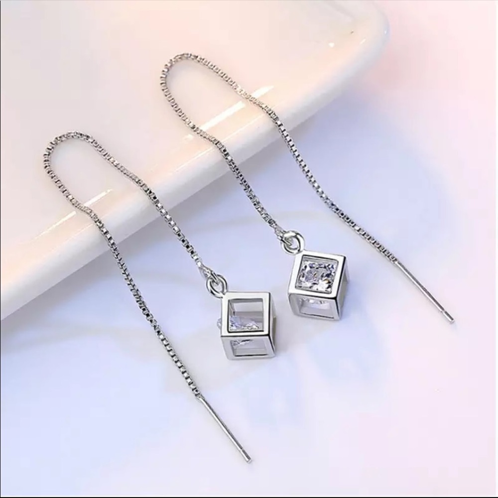 🌟 Sterling Silver 925 CZ Earrings - Picture 3 of 5